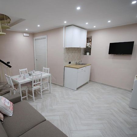 La Dimora Di Vittoria Apartment เนเปิลส์ ภายนอก รูปภาพ